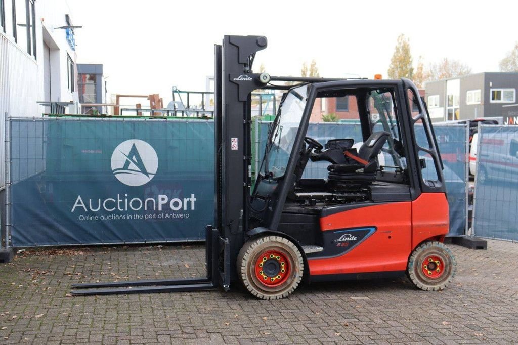 Frontstapler of the type Linde E35H-01/600, Gebrauchtmaschine in Antwerpen (Picture 1)