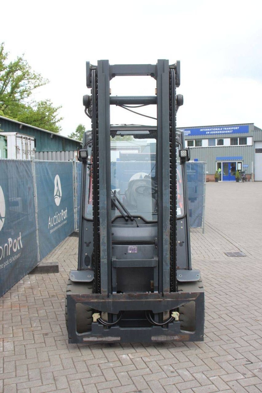 Frontstapler typu Linde E35H-01/600, Gebrauchtmaschine v Antwerpen (Obrázok 8)