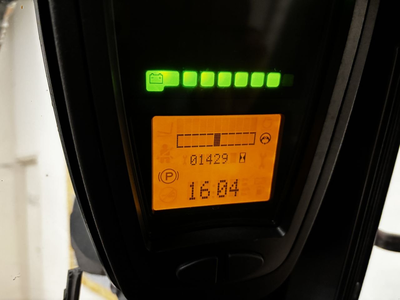 Frontstapler of the type Linde E35HL-387, Gebrauchtmaschine in Leeuwarden (Picture 5)