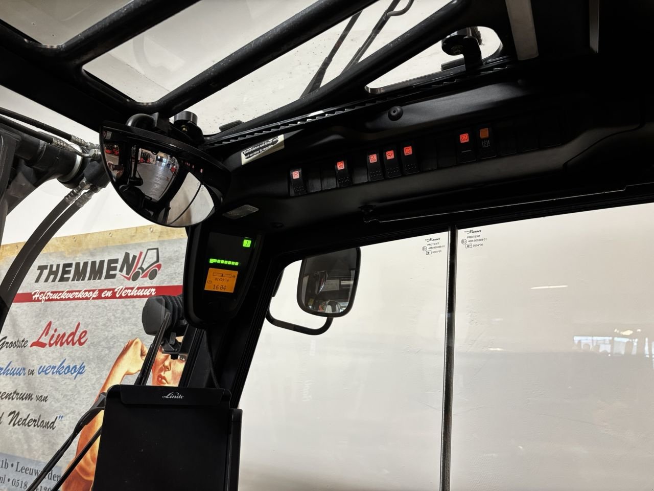 Frontstapler of the type Linde E35HL-387, Gebrauchtmaschine in Leeuwarden (Picture 4)