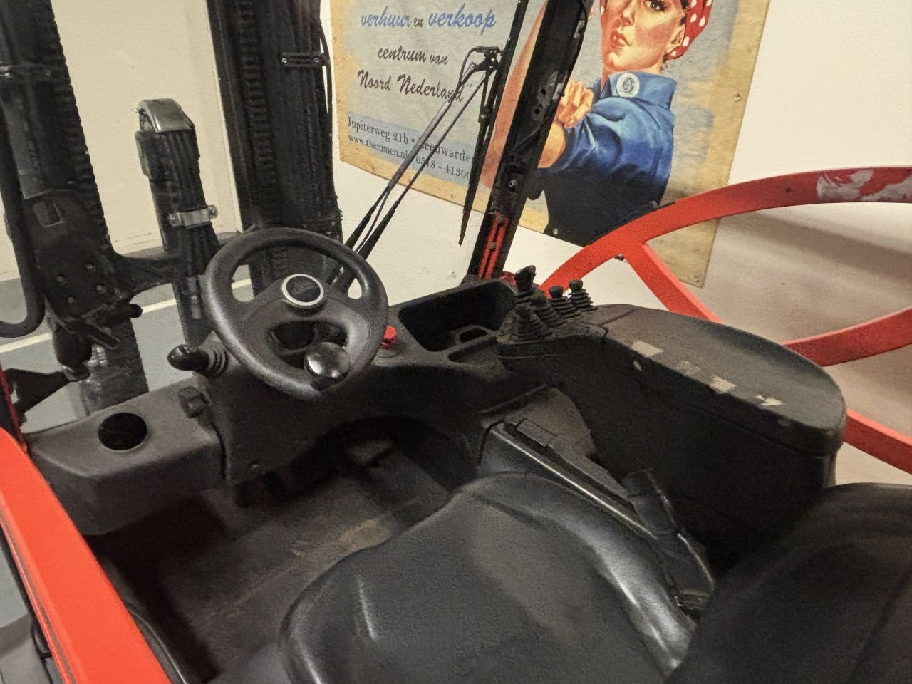 Frontstapler of the type Linde E35HL-387, Gebrauchtmaschine in Leeuwarden (Picture 3)