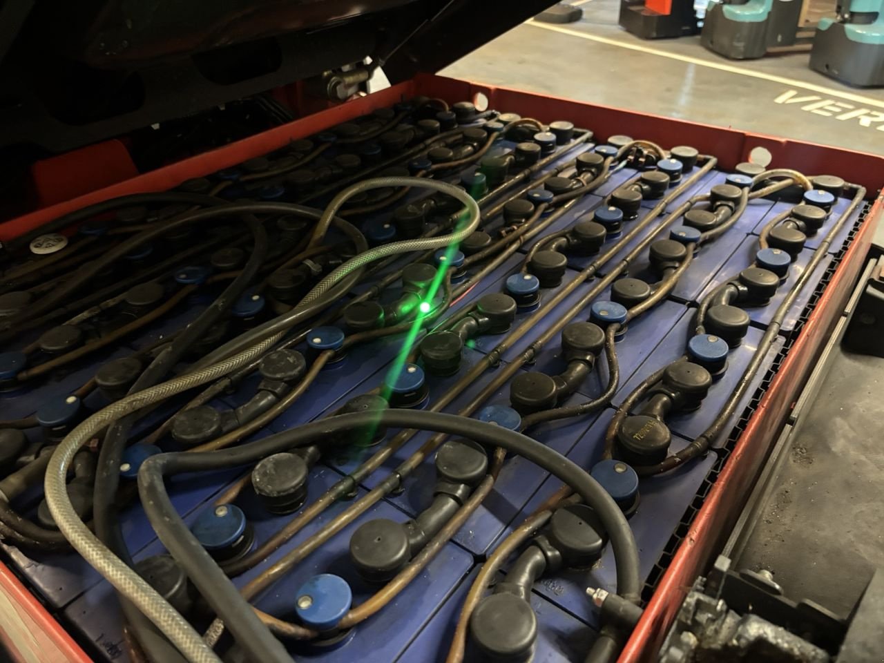 Frontstapler za tip Linde E35HL-387, Gebrauchtmaschine u Leeuwarden (Slika 6)