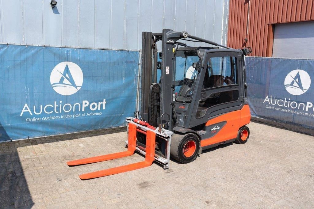 Frontstapler tipa Linde E35L-01, Gebrauchtmaschine u Antwerpen (Slika 9)