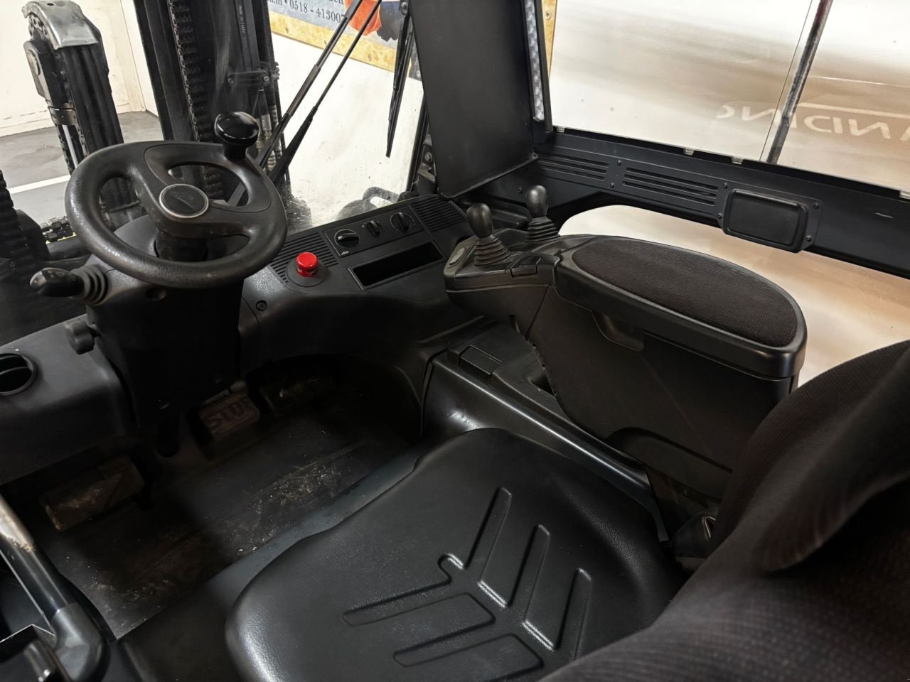 Frontstapler za tip Linde E35L, Gebrauchtmaschine u Leeuwarden (Slika 3)