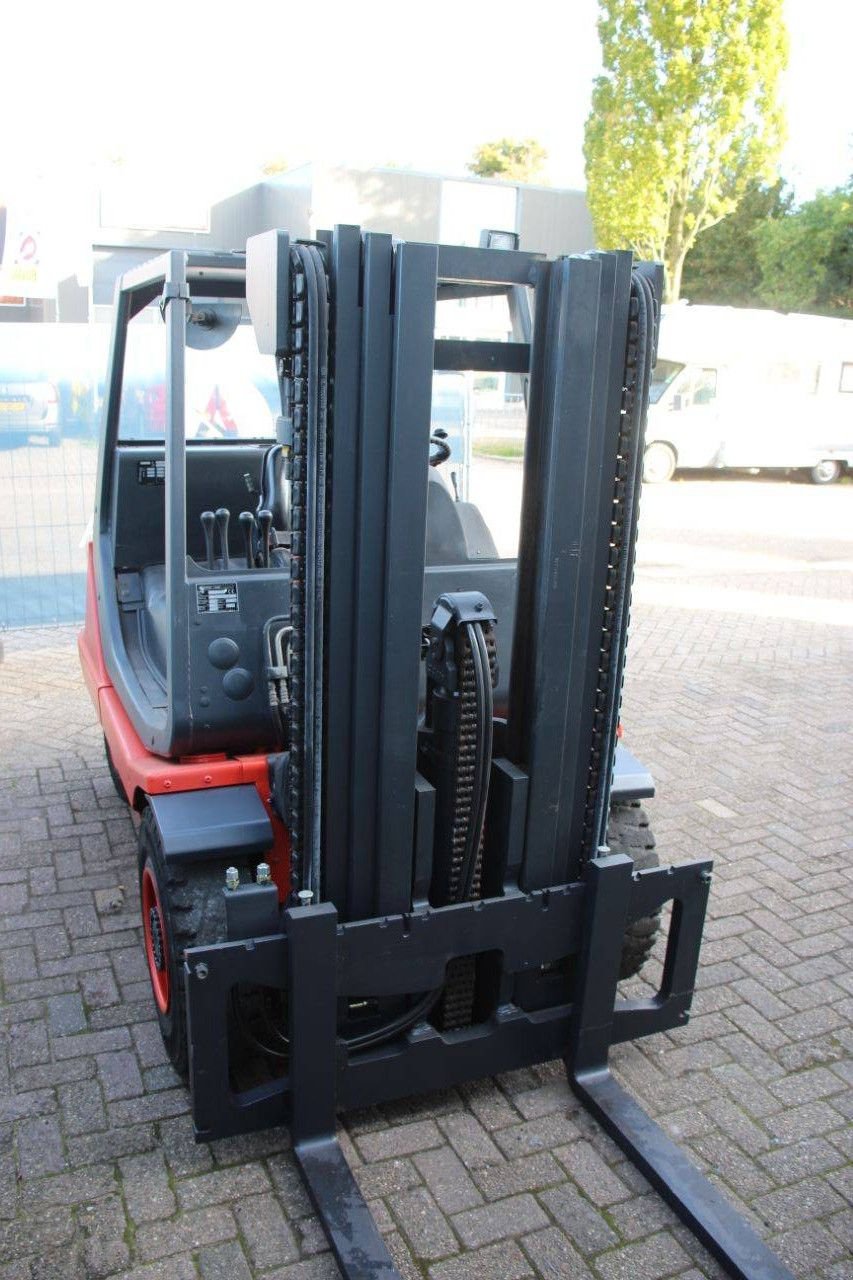 Frontstapler des Typs Linde E35P, Gebrauchtmaschine in Antwerpen (Bild 7)