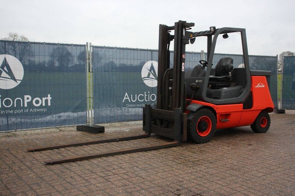 Frontstapler del tipo Linde E40P, Gebrauchtmaschine In Antwerpen (Immagine 9)