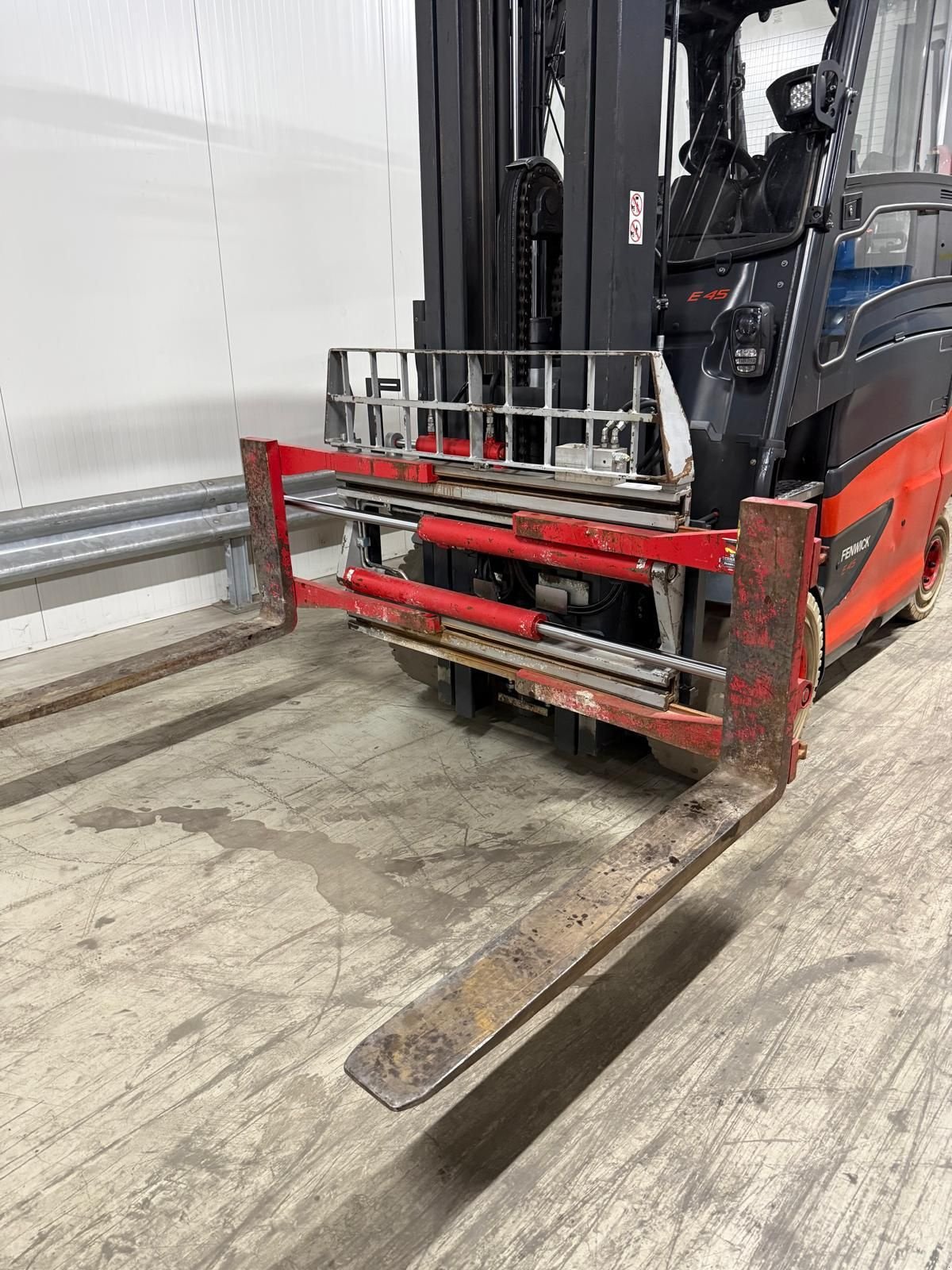 Frontstapler des Typs Linde E45, Gebrauchtmaschine in Vianen (Bild 5)
