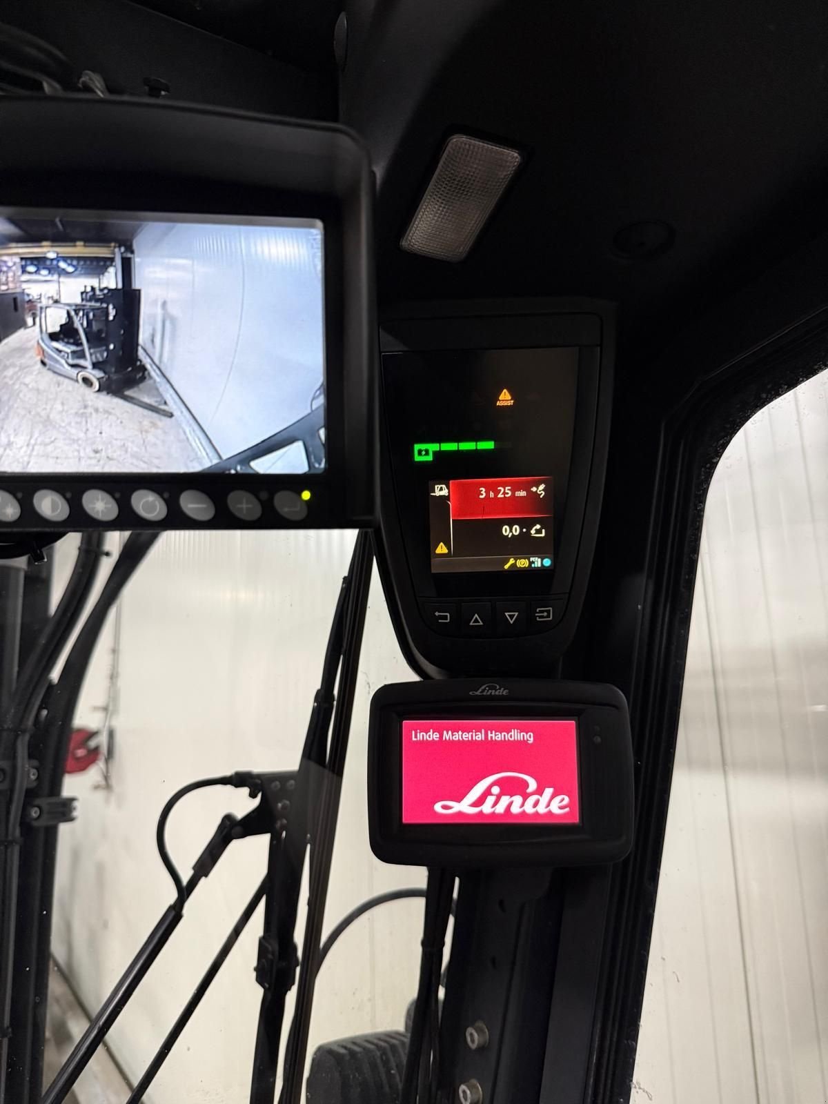 Frontstapler des Typs Linde E45, Gebrauchtmaschine in Vianen (Bild 6)