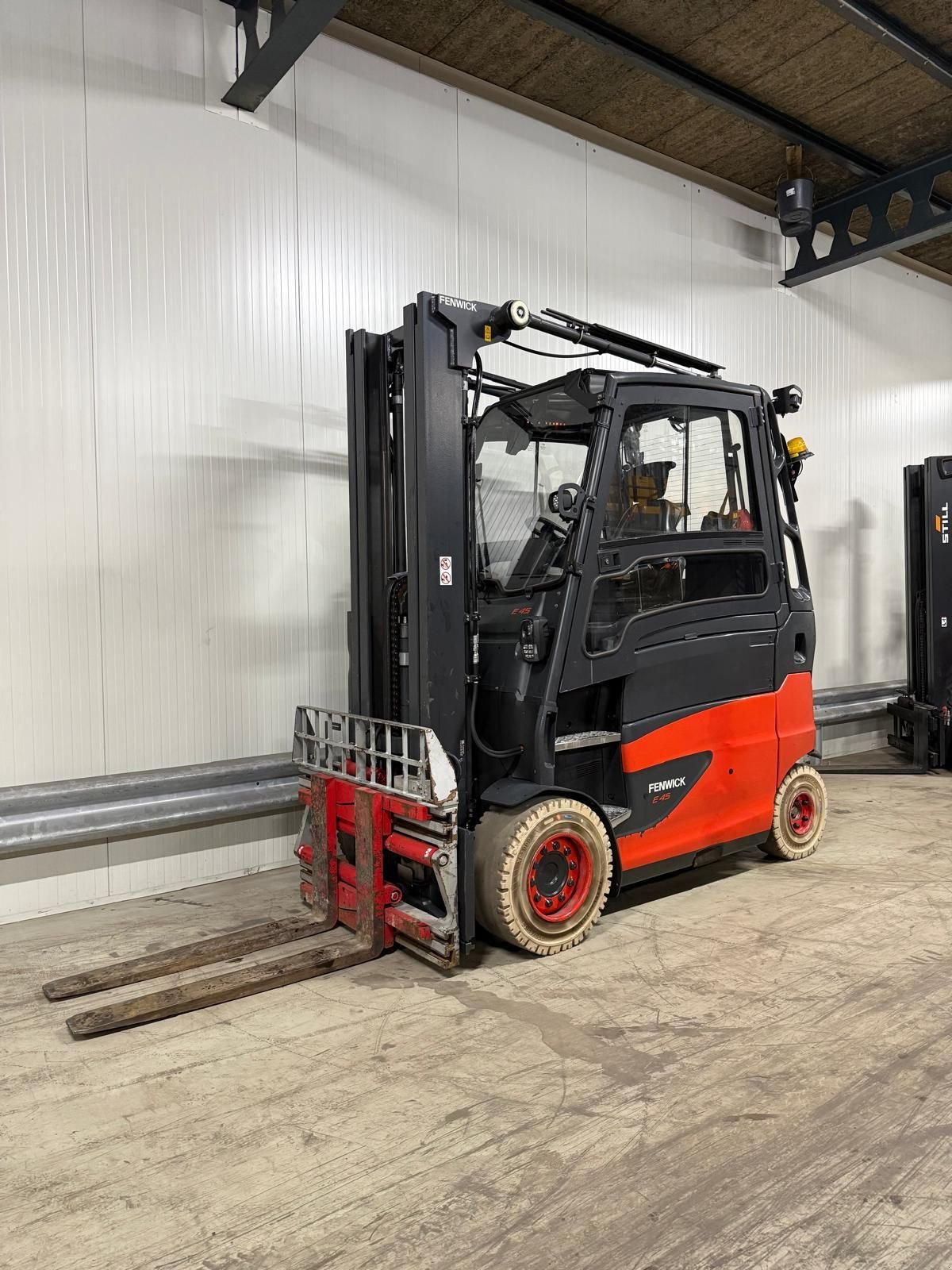 Frontstapler des Typs Linde E45, Gebrauchtmaschine in Vianen (Bild 3)