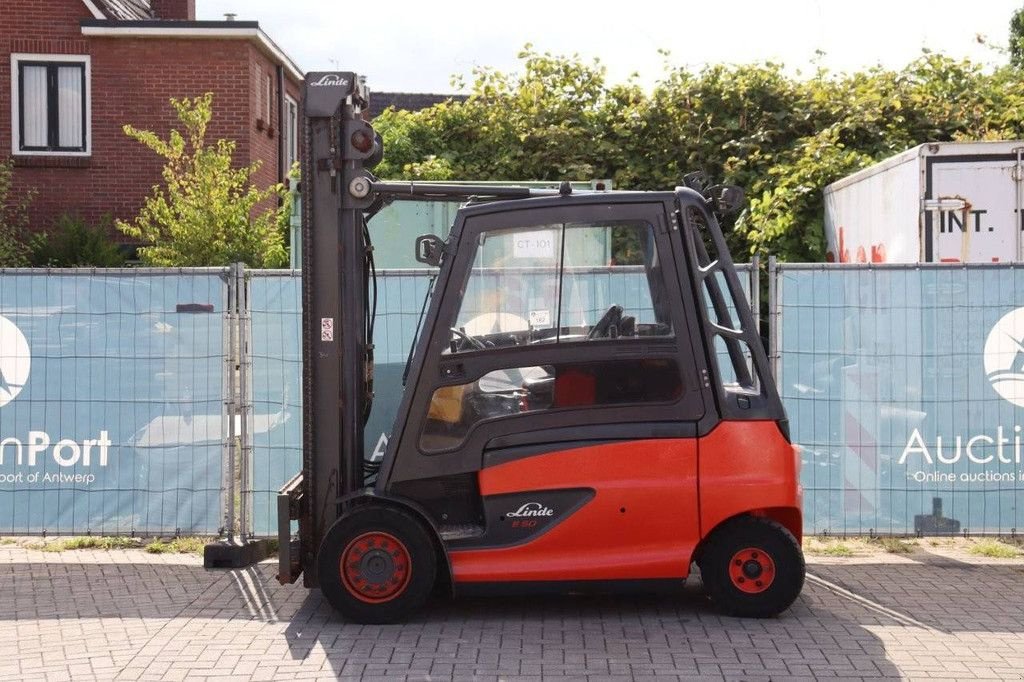 Frontstapler des Typs Linde E50HL-01/600, Gebrauchtmaschine in Antwerpen (Bild 2)