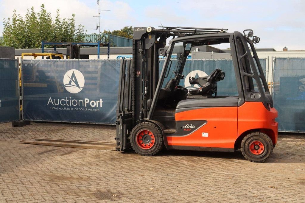 Frontstapler des Typs Linde E50HL-01/600, Gebrauchtmaschine in Antwerpen (Bild 3)