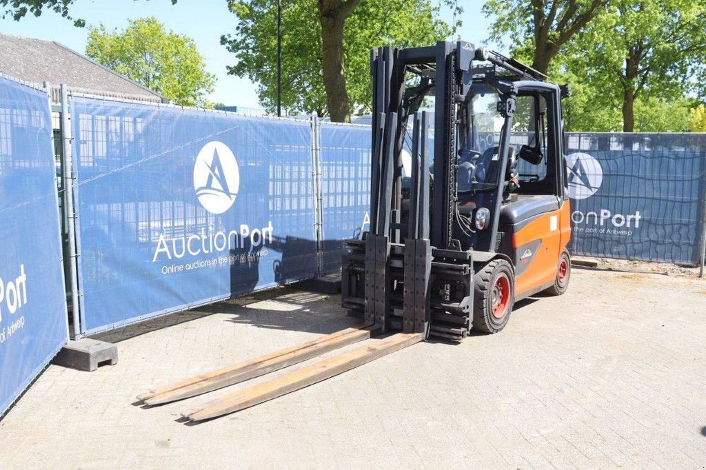 Frontstapler van het type Linde E50HL-01/600, Gebrauchtmaschine in Antwerpen (Foto 8)