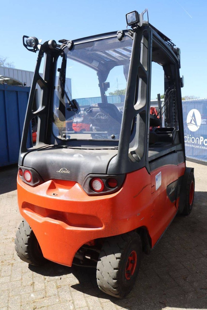 Frontstapler van het type Linde E50HL-01/600, Gebrauchtmaschine in Antwerpen (Foto 5)