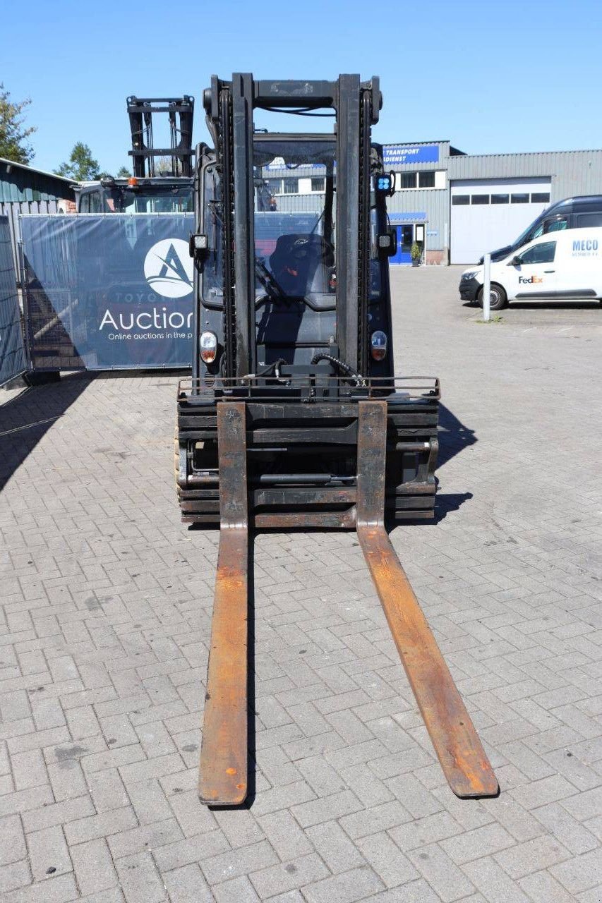 Frontstapler typu Linde E50HL-01/600, Gebrauchtmaschine v Antwerpen (Obrázok 10)