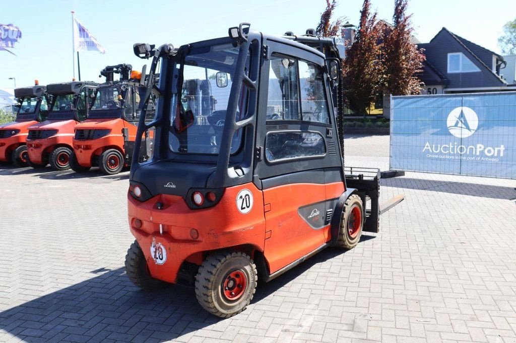Frontstapler del tipo Linde E50HL-01/600, Gebrauchtmaschine en Antwerpen (Imagen 8)