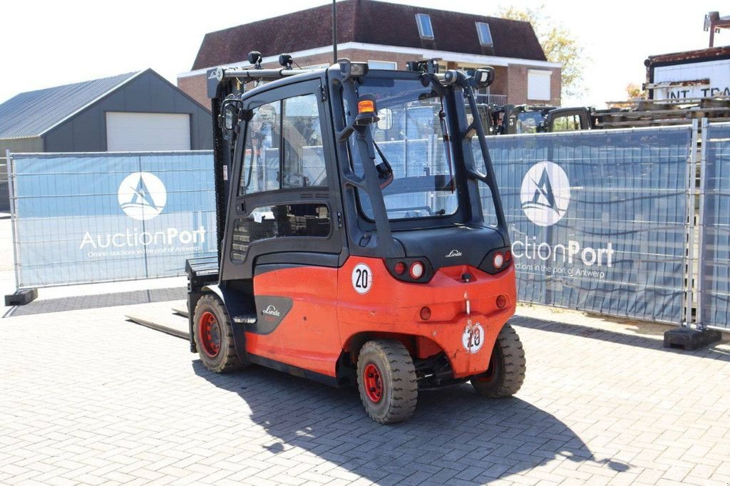 Frontstapler del tipo Linde E50HL-01/600, Gebrauchtmaschine en Antwerpen (Imagen 5)