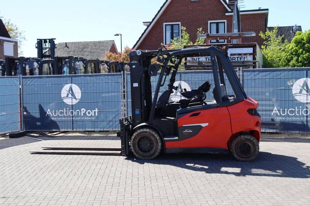 Frontstapler типа Linde E50HL-01, Gebrauchtmaschine в Antwerpen (Фотография 3)