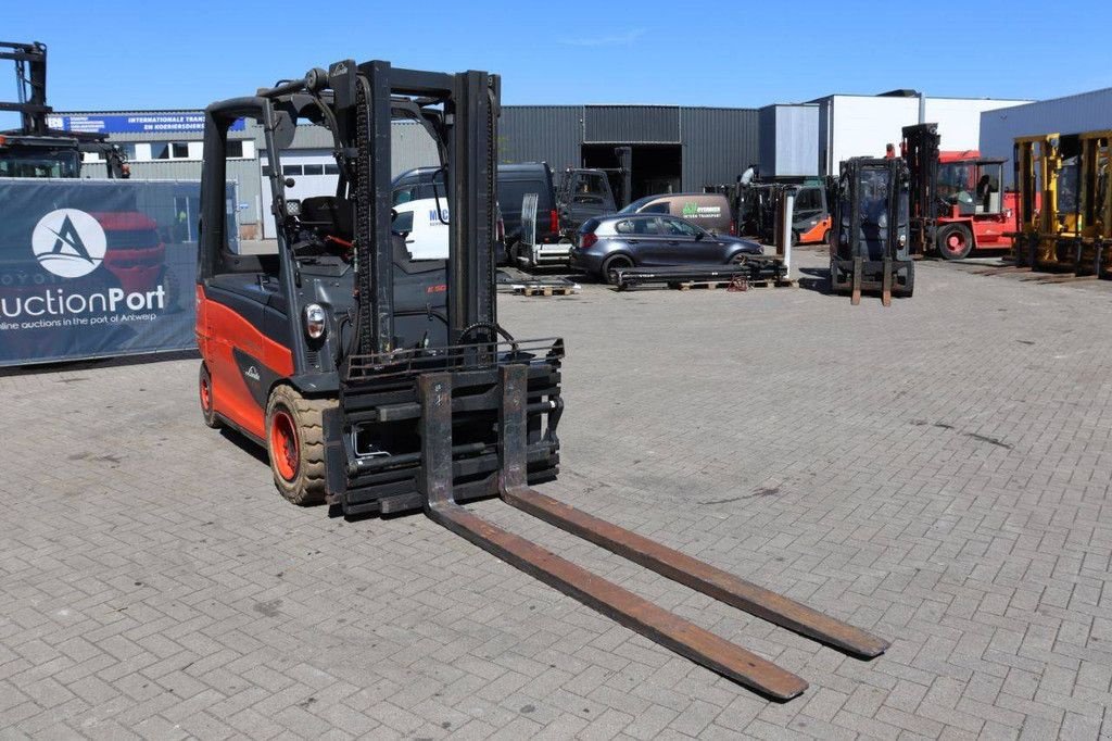 Frontstapler типа Linde E50HL-01, Gebrauchtmaschine в Antwerpen (Фотография 9)