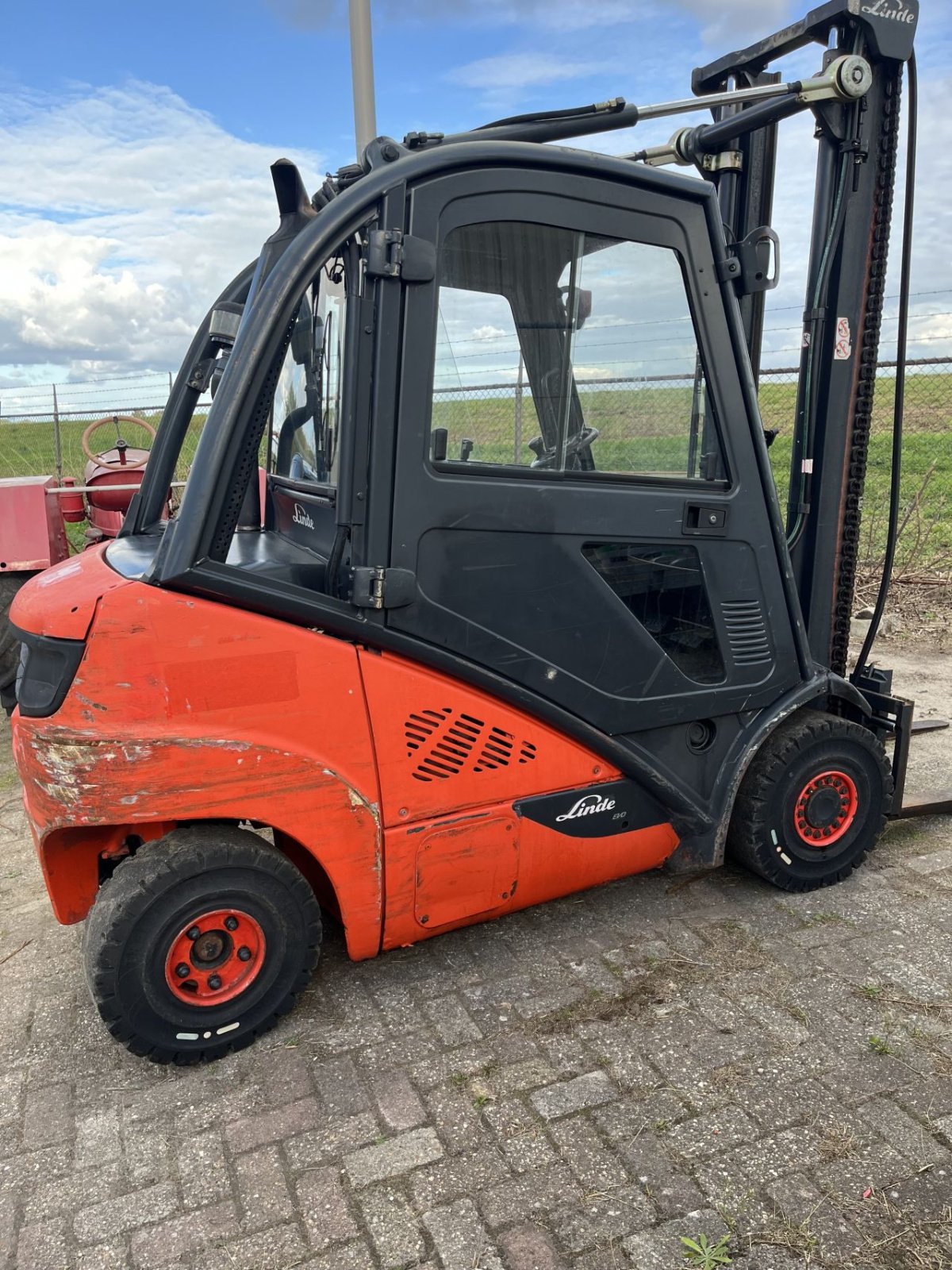 Frontstapler des Typs Linde H 25 D-02, Gebrauchtmaschine in Etten Leur (Bild 4)