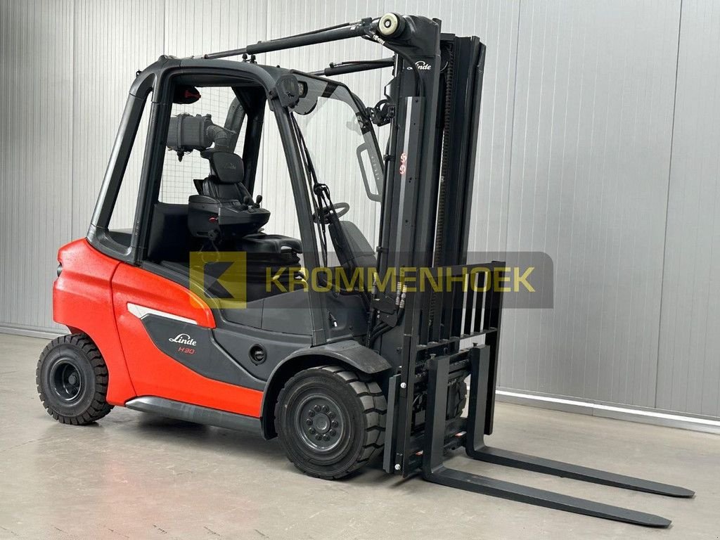 Frontstapler of the type Linde H 30 D, Gebrauchtmaschine in Apeldoorn (Picture 7)