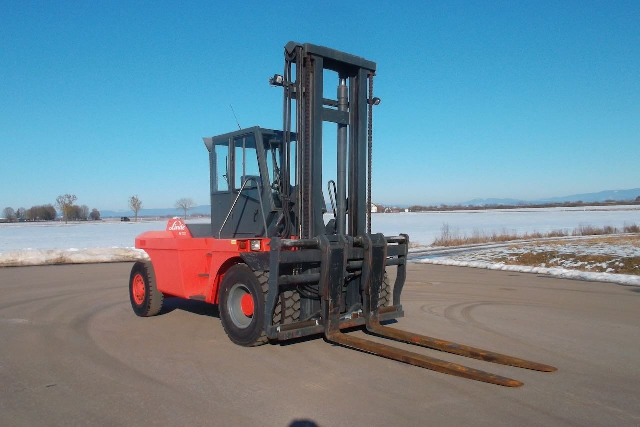 Frontstapler vrste Linde H100, Gebrauchtmaschine v Salching (Slika 2)