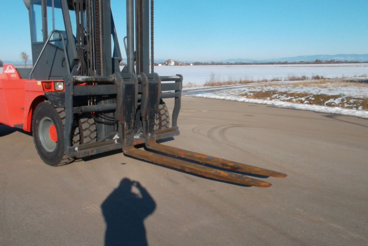 Frontstapler vrste Linde H100, Gebrauchtmaschine v Salching (Slika 5)