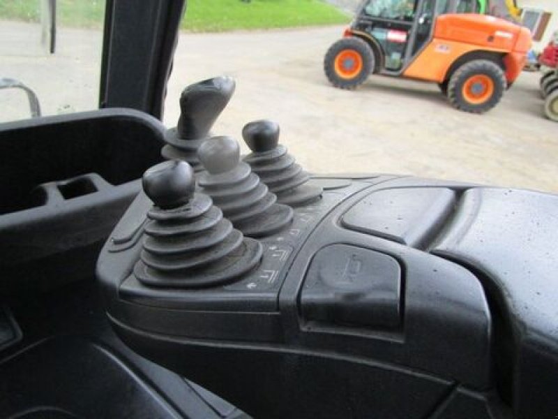 Frontstapler типа Linde H14T-01 Triplex-FH 4,60m + Seitenschieber, Gebrauchtmaschine в Gnas (Фотография 8)