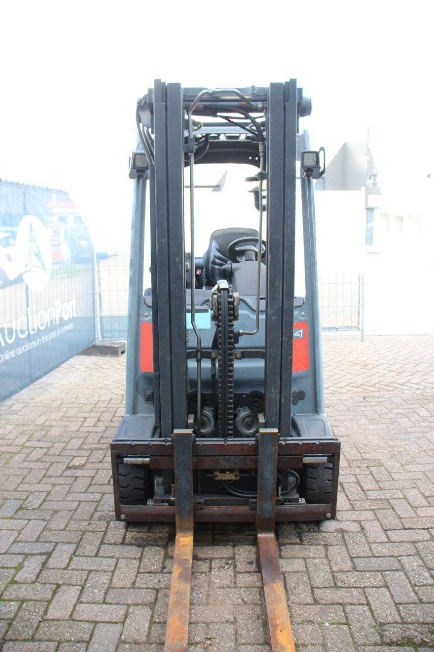 Frontstapler типа Linde H14T-C1, Gebrauchtmaschine в Antwerpen (Фотография 8)