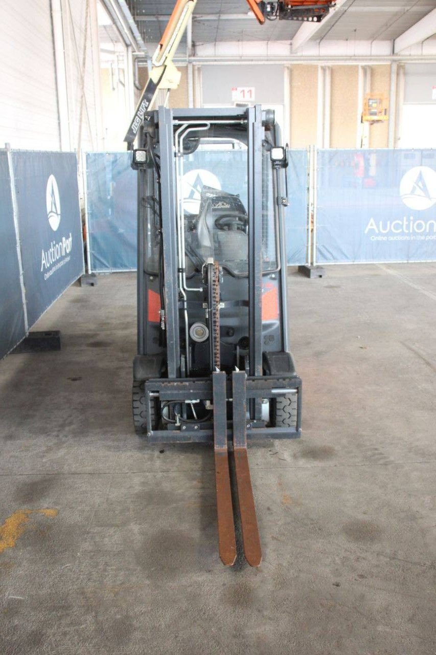 Frontstapler za tip Linde H16CNG-01, Gebrauchtmaschine u Antwerpen (Slika 8)