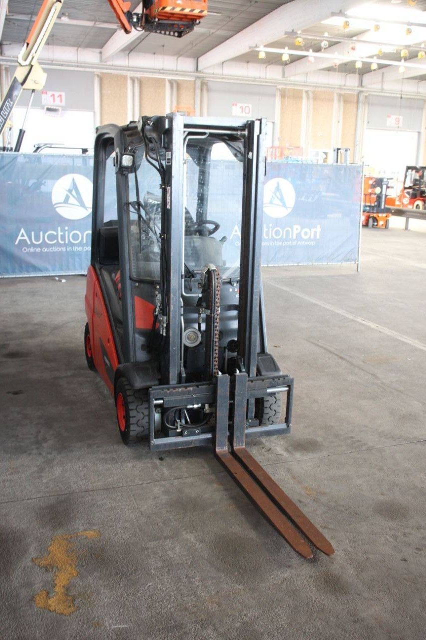 Frontstapler za tip Linde H16CNG-01, Gebrauchtmaschine u Antwerpen (Slika 7)