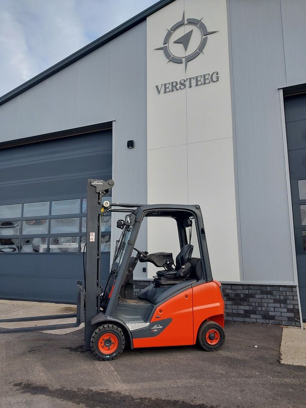 Frontstapler typu Linde H16D-01, Gebrauchtmaschine v Swifterbant (Obrázek 2)