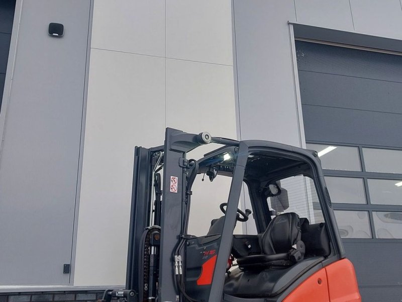 Frontstapler typu Linde H16D-03, Neumaschine v Swifterbant (Obrázek 1)