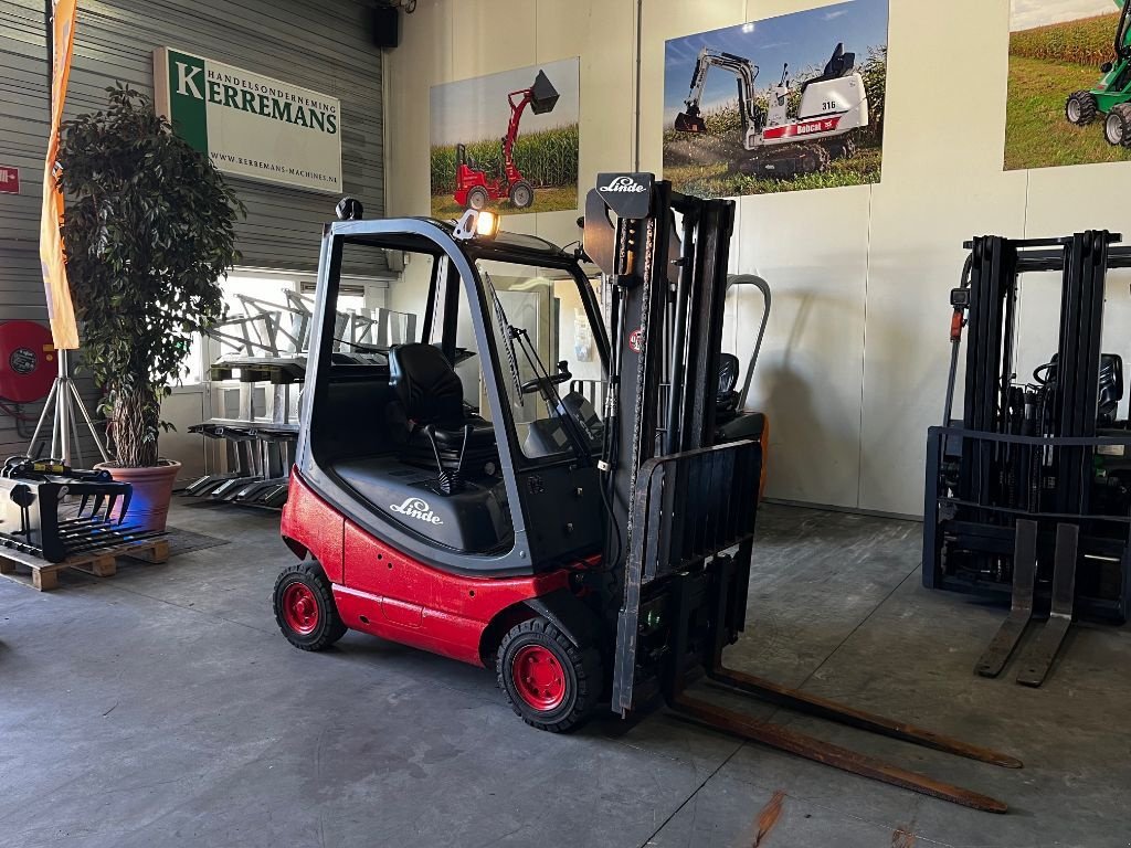 Frontstapler типа Linde H16T-03, Gebrauchtmaschine в Dronten (Фотография 1)