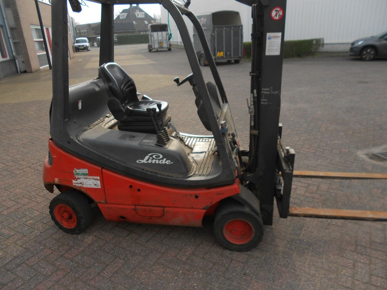 Frontstapler del tipo Linde H18D-3, Gebrauchtmaschine en Oirschot (Imagen 5)