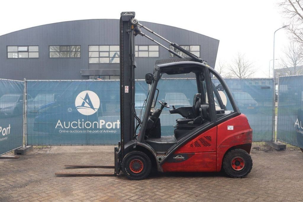 Frontstapler del tipo Linde H20D-02/600, Gebrauchtmaschine In Antwerpen (Immagine 2)