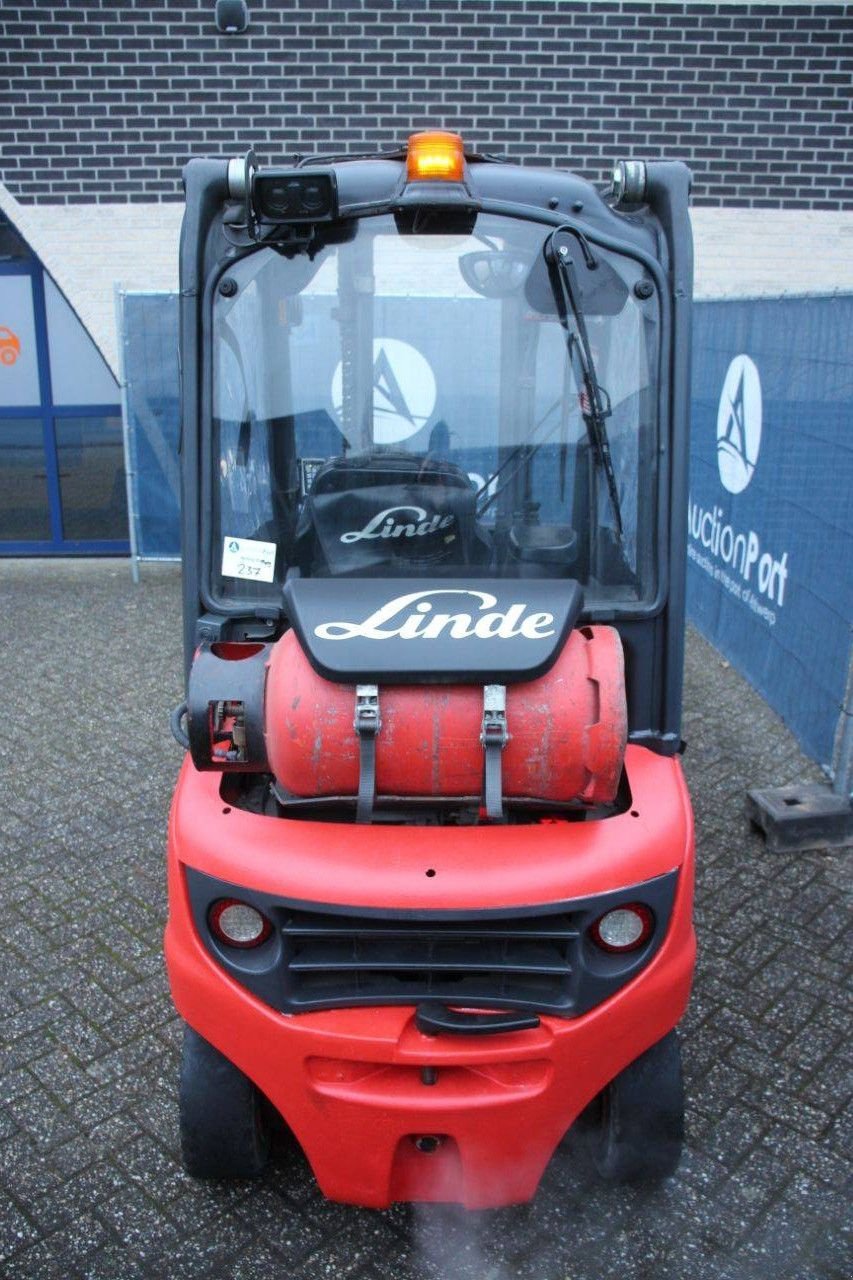 Frontstapler van het type Linde H20T-01, Gebrauchtmaschine in Antwerpen (Foto 4)