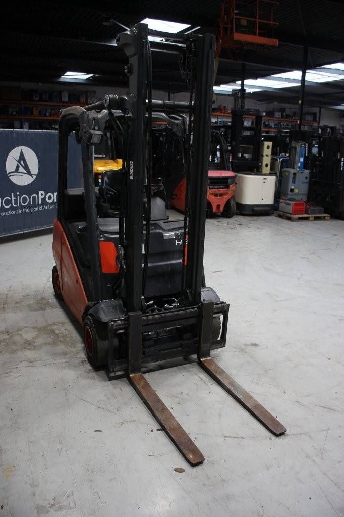 Frontstapler typu Linde H20T-01, Gebrauchtmaschine v Antwerpen (Obrázek 7)