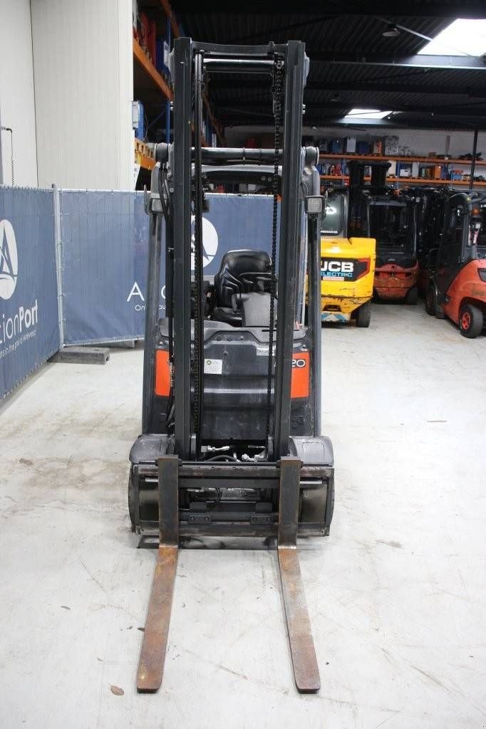 Frontstapler typu Linde H20T-01, Gebrauchtmaschine v Antwerpen (Obrázek 8)