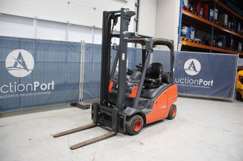 Frontstapler typu Linde H20T-01, Gebrauchtmaschine v Antwerpen (Obrázek 9)