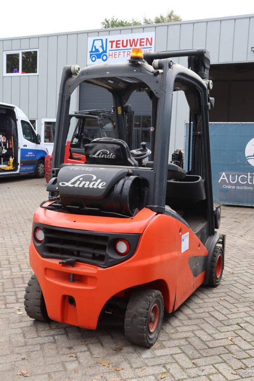 Frontstapler del tipo Linde H20T-01, Gebrauchtmaschine In Antwerpen (Immagine 7)