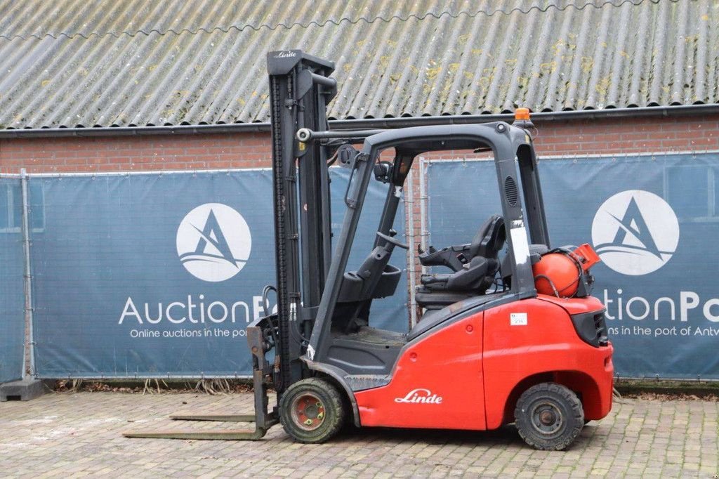 Frontstapler типа Linde H20T-01, Gebrauchtmaschine в Antwerpen (Фотография 3)