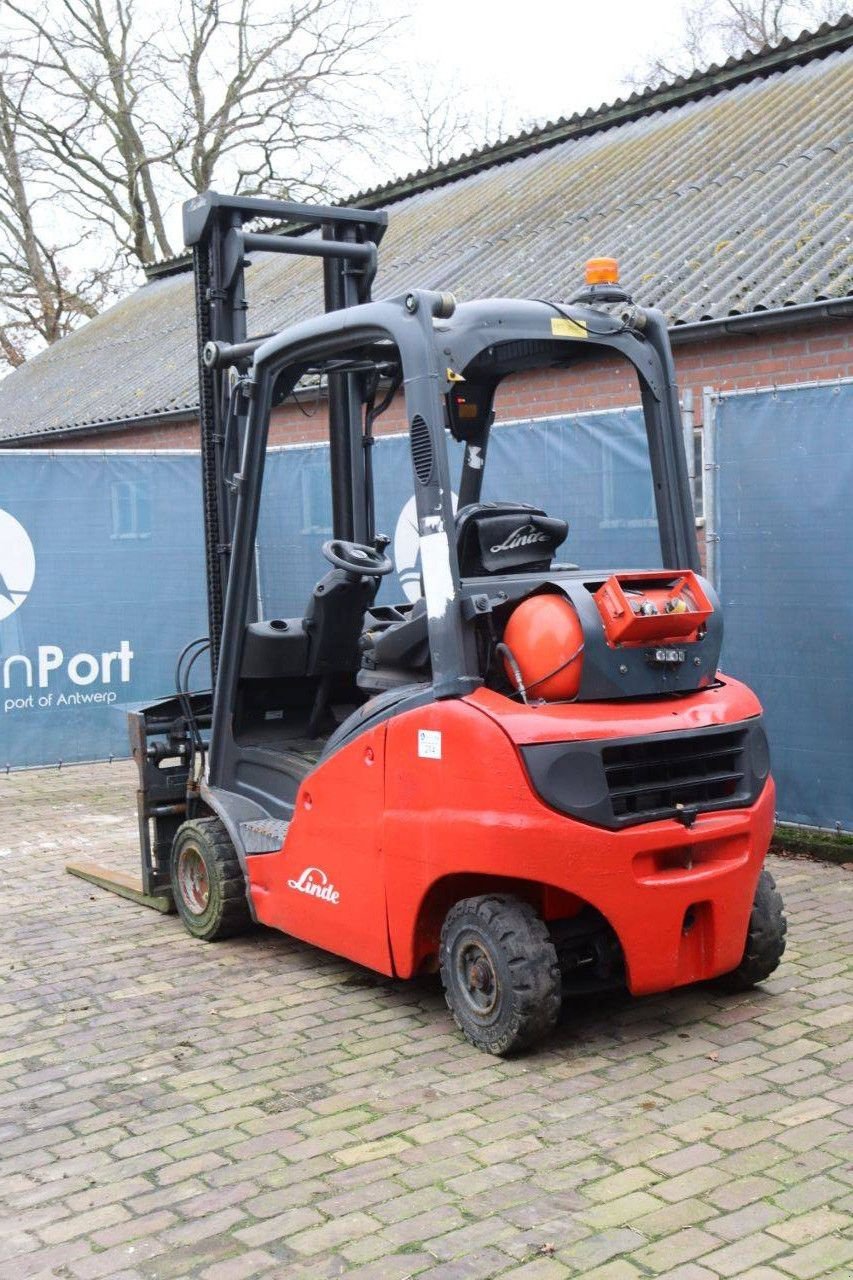 Frontstapler типа Linde H20T-01, Gebrauchtmaschine в Antwerpen (Фотография 4)