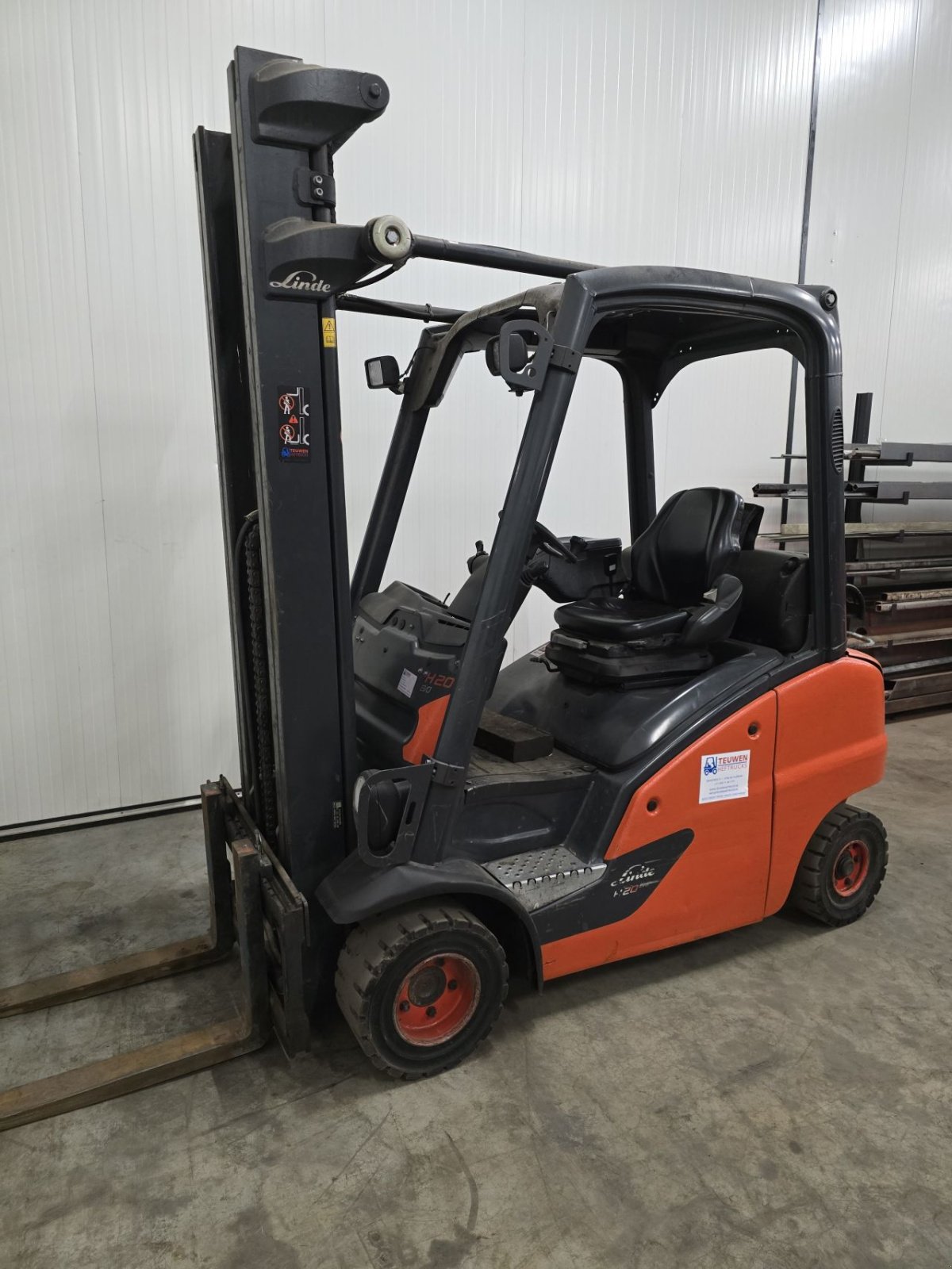 Frontstapler of the type Linde H20T-01, Gebrauchtmaschine in Vlierden (Picture 3)