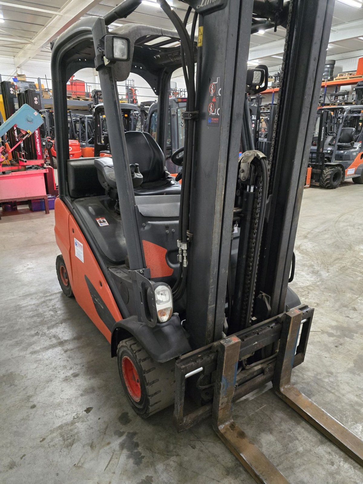 Frontstapler of the type Linde H20T-01, Gebrauchtmaschine in Vlierden (Picture 5)