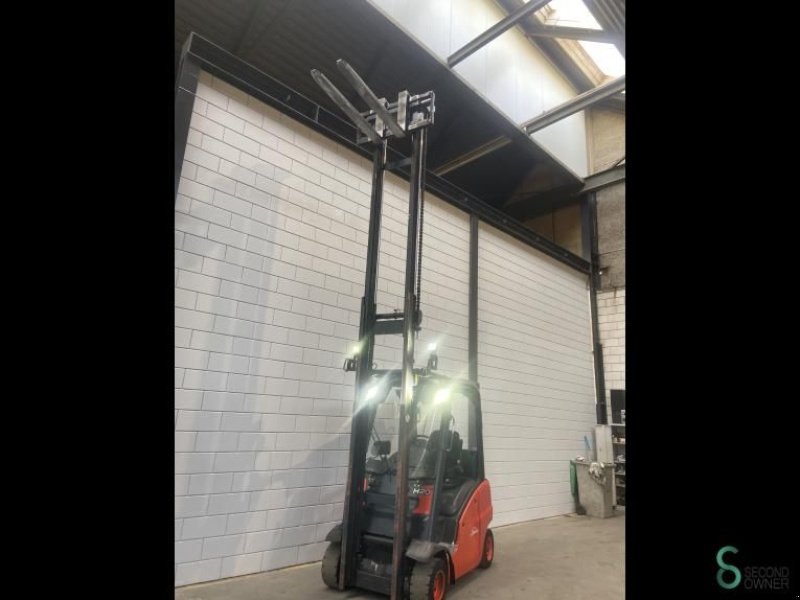 Frontstapler des Typs Linde H20T, Gebrauchtmaschine in Wijchen (Bild 3)