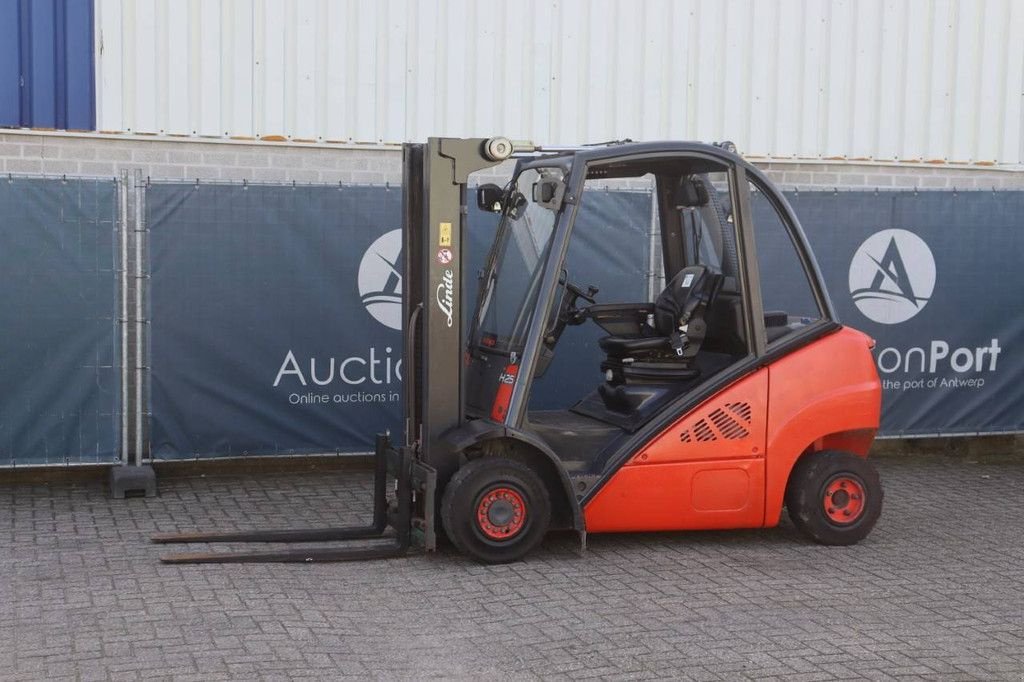 Frontstapler типа Linde H25D-01, Gebrauchtmaschine в Antwerpen (Фотография 1)