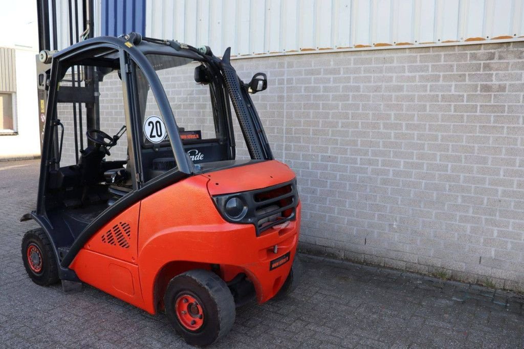 Frontstapler van het type Linde H25D-01, Gebrauchtmaschine in Antwerpen (Foto 3)