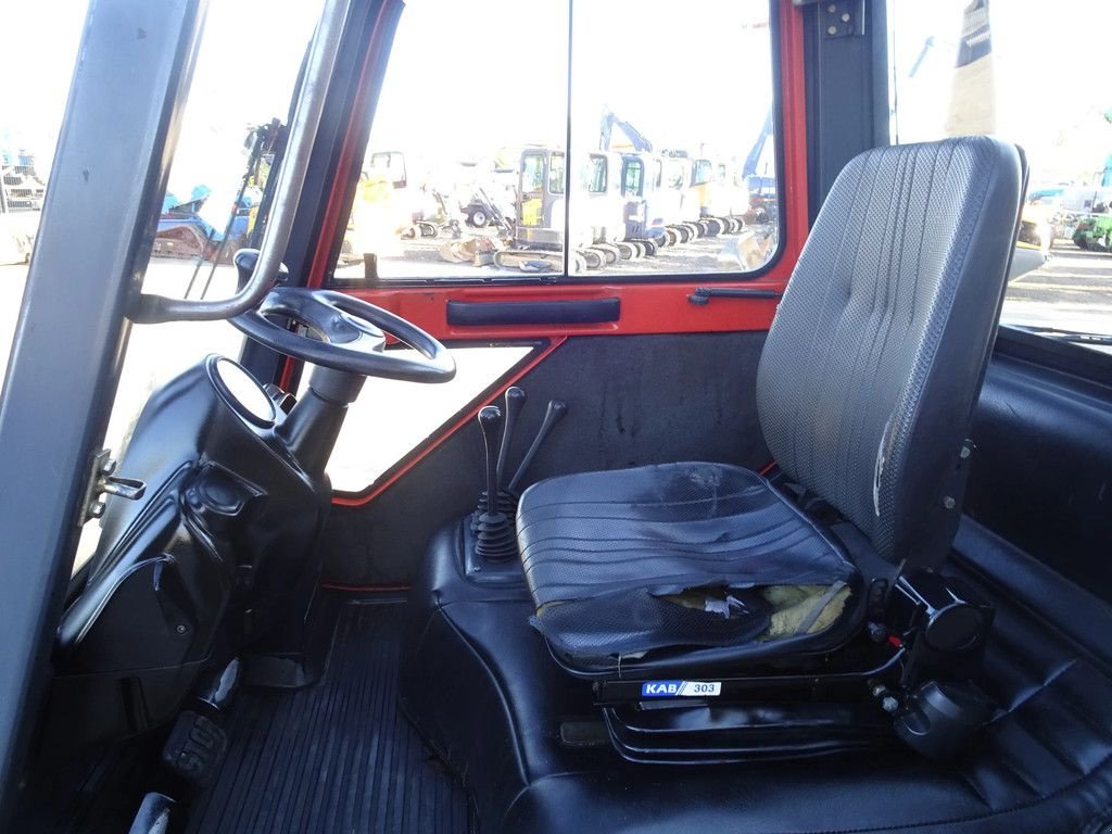 Frontstapler van het type Linde H25D-02 H25, Gebrauchtmaschine in Zutphen (Foto 10)