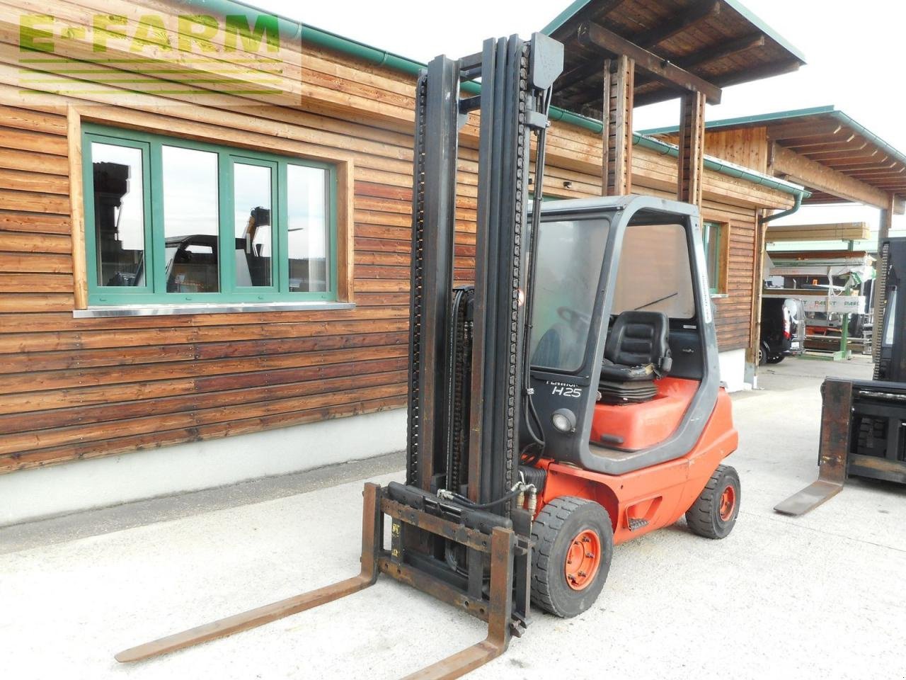Frontstapler of the type Linde h25d-02 triplex 6,4m + ss ( perkins motor ), Gebrauchtmaschine in ST. NIKOLAI/DR. (Picture 2)
