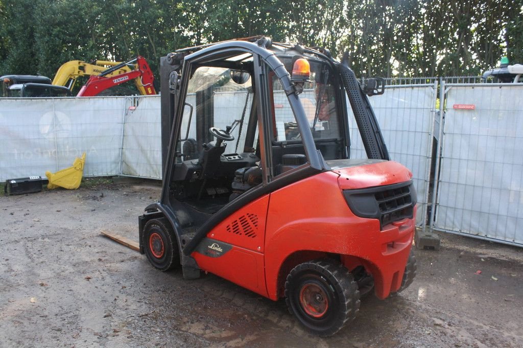 Frontstapler del tipo Linde H25D-02, Gebrauchtmaschine In Antwerpen (Immagine 4)
